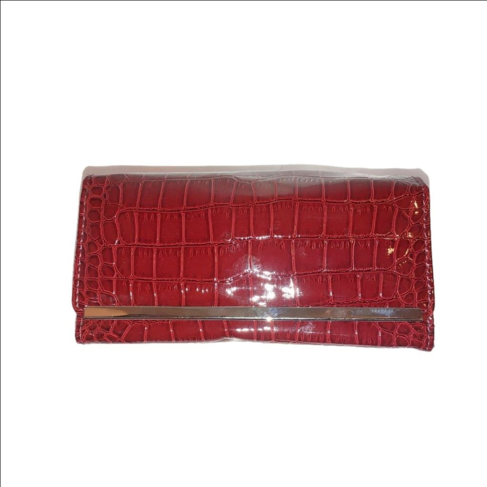 Van Heusen Croc Embossed Wallet NWT